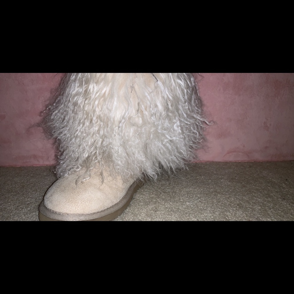 Furry Ugg Boots🔆